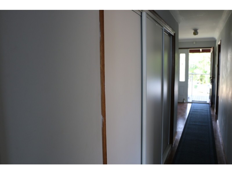 2 Island Outlook, Macleay Island QLD 4184