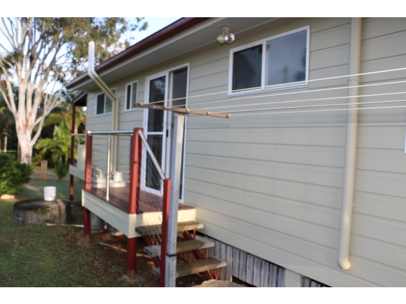 2 Island Outlook, Macleay Island QLD 4184