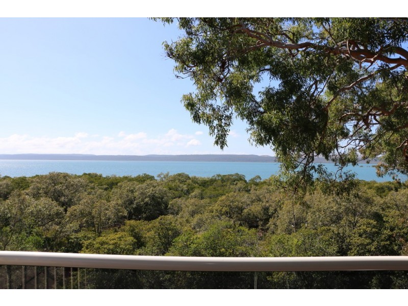 2 Island Outlook, Macleay Island QLD 4184