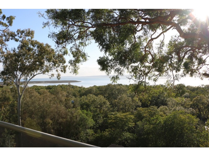 2 Island Outlook, Macleay Island QLD 4184