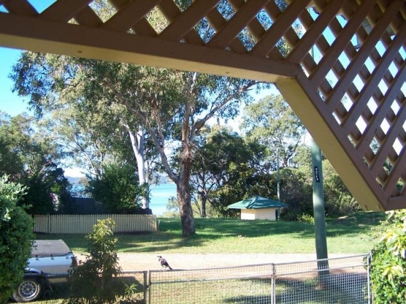 3 Resthaven Dr, Lamb Island QLD 4184