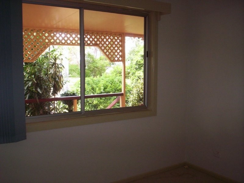 3 Resthaven Dr, Lamb Island QLD 4184