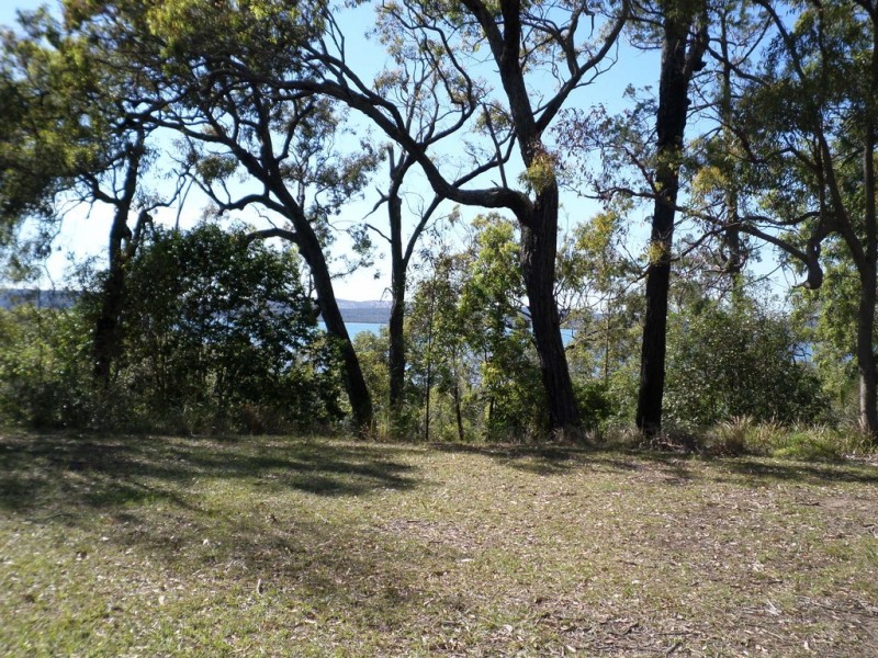 23 BLUE BAY CRESCENT, Macleay Island QLD 4184