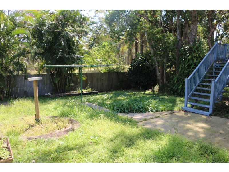 13 MICHAEL STREET, Macleay Island QLD 4184