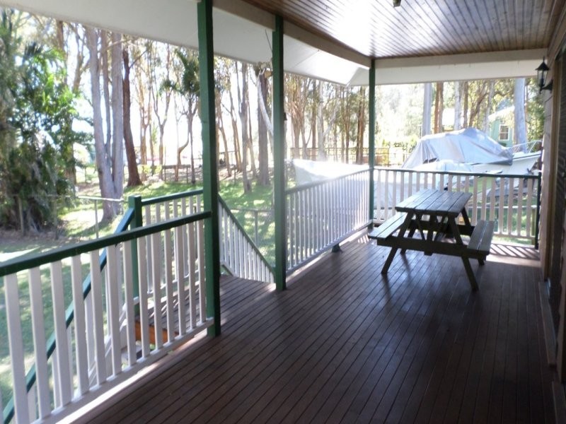9 ATTUNGA STREET, Macleay Island QLD 4184