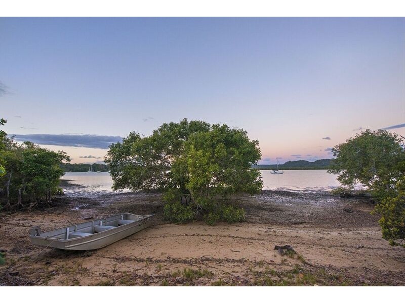 22 SCHOONER STREET, Russell Island QLD 4184