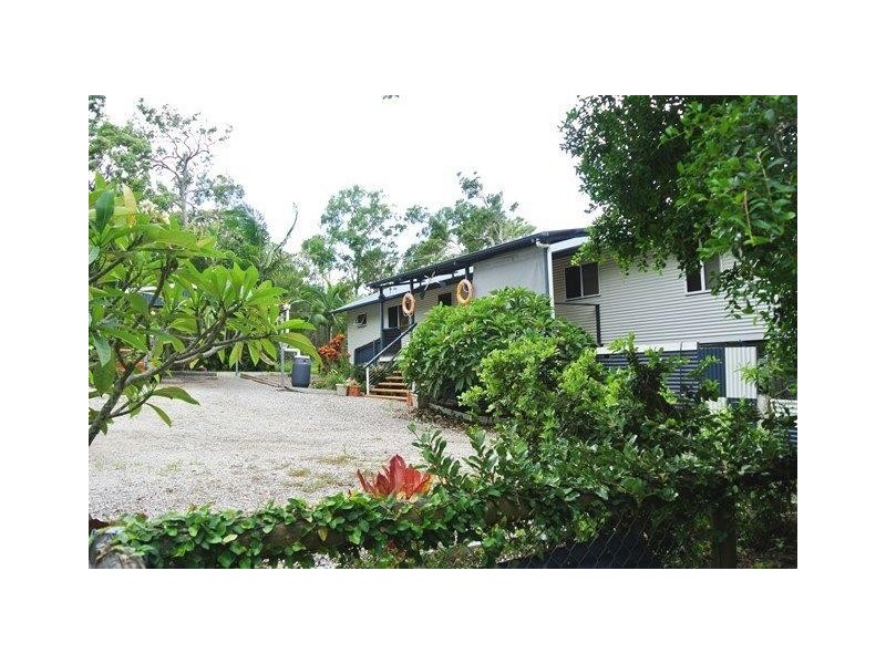 10 KILTO LANE, Macleay Island QLD 4184