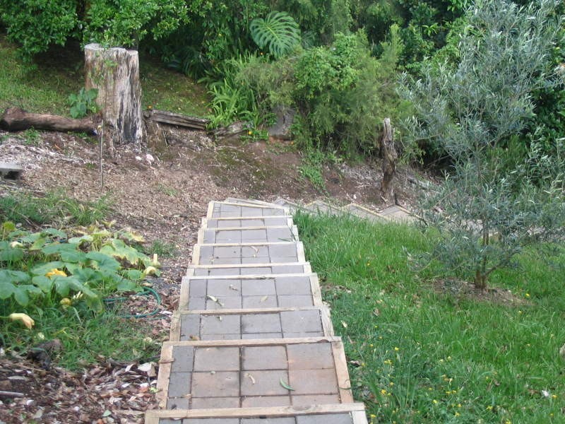 48 RESTHAVEN  DR, Lamb Island QLD 4184