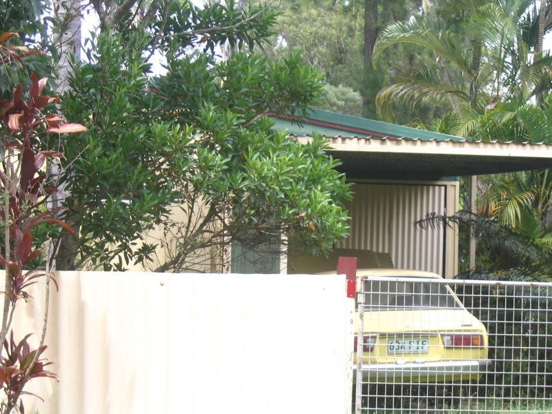 3 PAULA PDE, Lamb Island QLD 4184