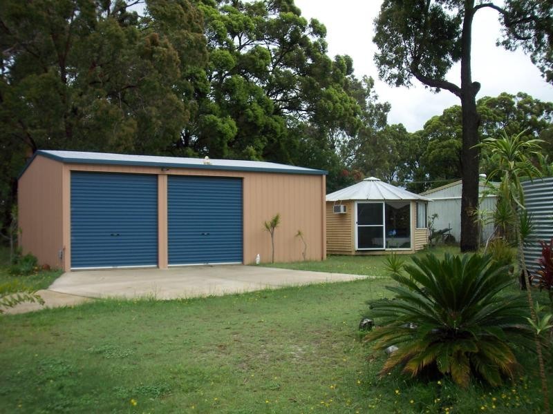 5-9 PARAKEET ST, Macleay Island QLD 4184