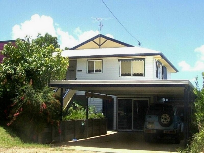 106 CRESCENT DRIVE, Russell Island QLD 4184
