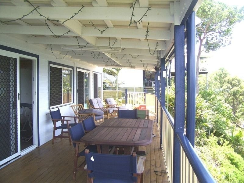 106 CRESCENT DRIVE, Russell Island QLD 4184