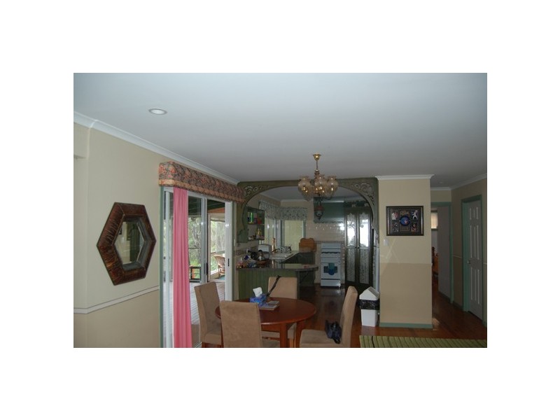 79 PERULPA DVE, Lamb Island QLD 4184