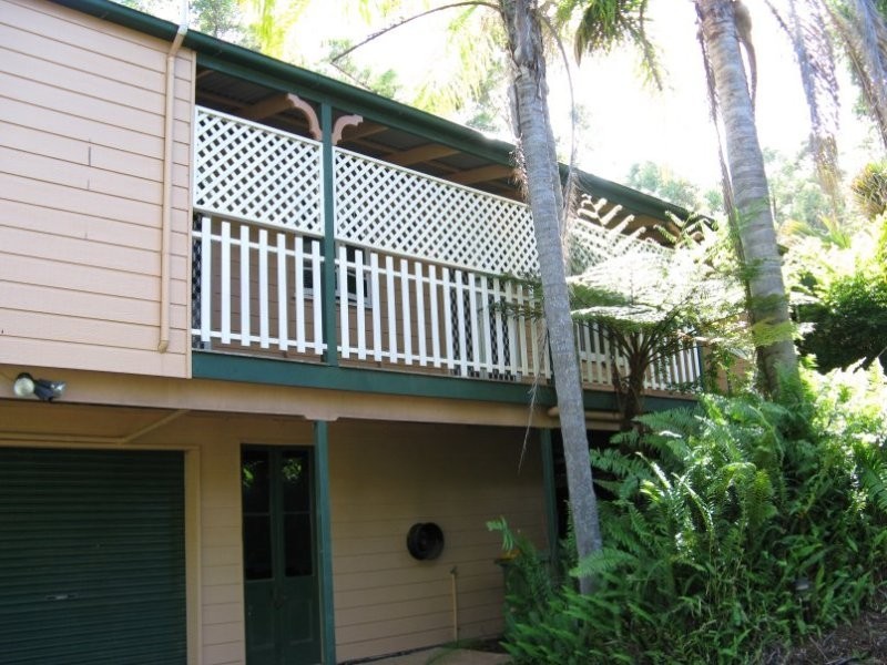 79 PERULPA DVE, Lamb Island QLD 4184