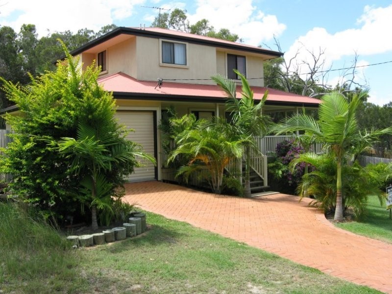 23 BARACOOTA STREET, Macleay Island QLD 4184