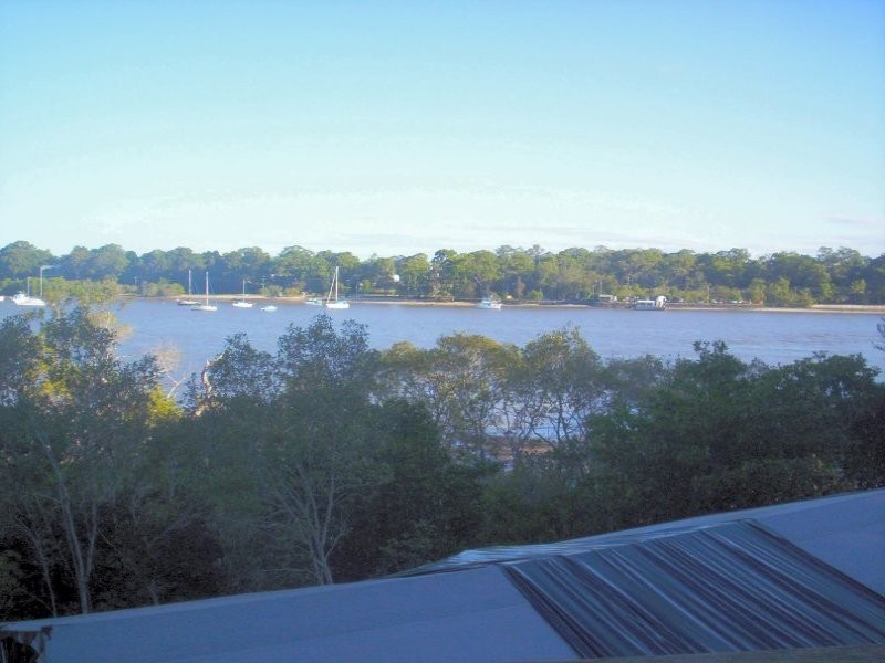 12 RUSSELL, Macleay Island QLD 4184