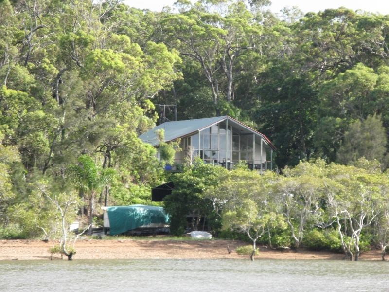 12 RUSSELL, Macleay Island QLD 4184