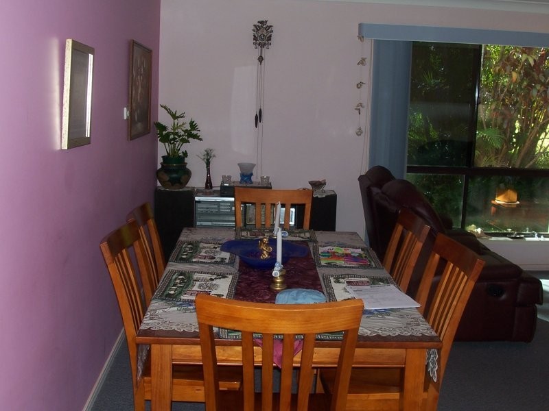 2 Michael Av, Lamb Island QLD 4184