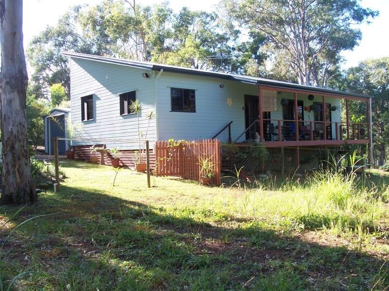 36 Pierhaven, Lamb Island QLD 4184