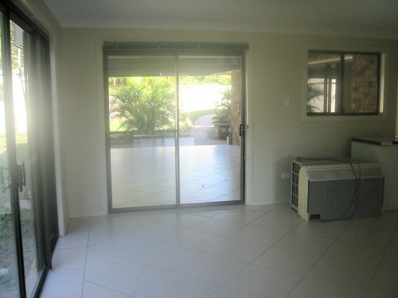 Lamb Island QLD 4184