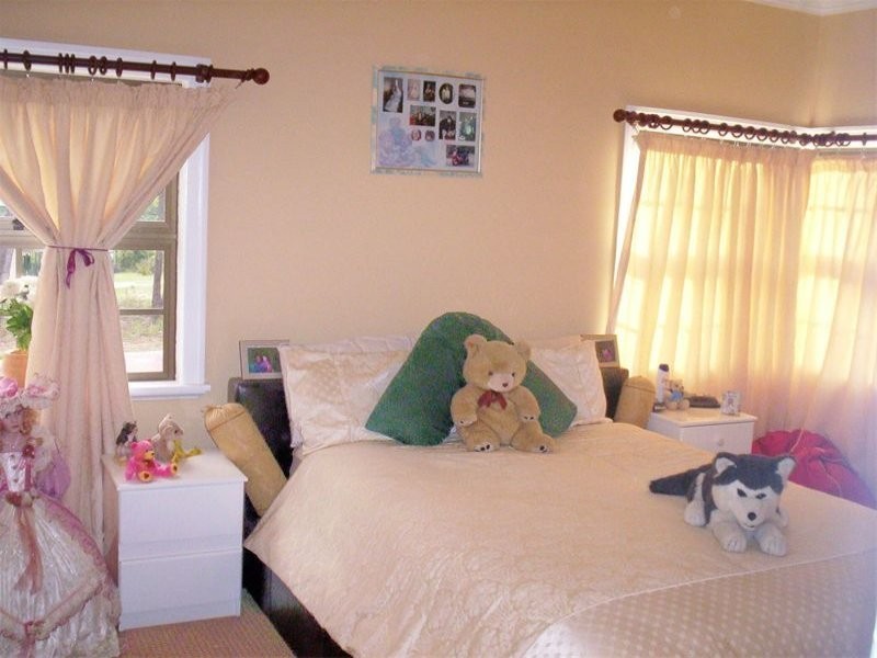 63 CHANNEL STREET, Russell Island QLD 4184