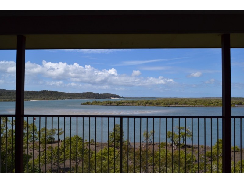 102 CRESCENT DRIVE, Russell Island QLD 4184