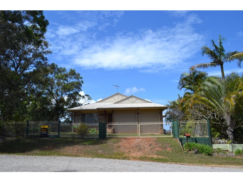102 CRESCENT DRIVE, Russell Island QLD 4184