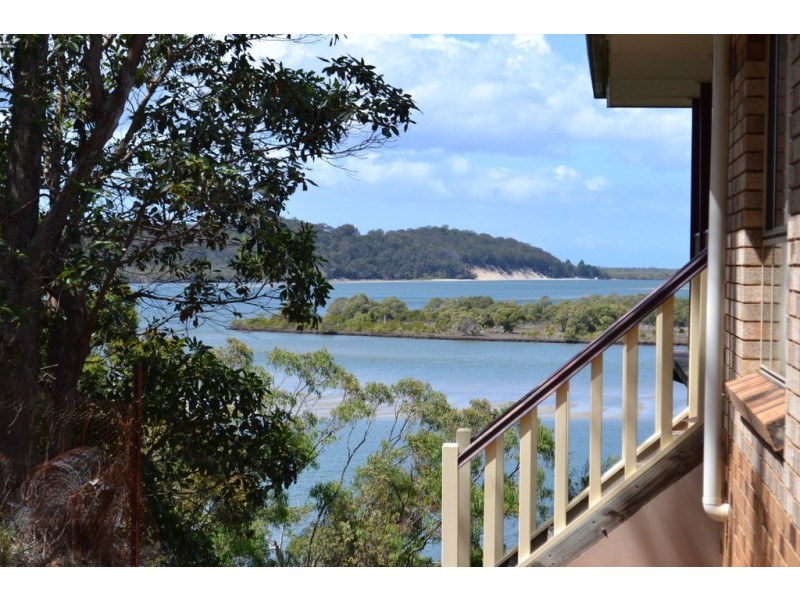 102 CRESCENT DRIVE, Russell Island QLD 4184