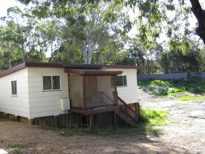 36 Scarborough Terrace, Macleay Island QLD 4184