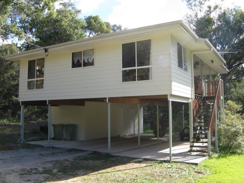 11 EUMINA STREET, Macleay Island QLD 4184