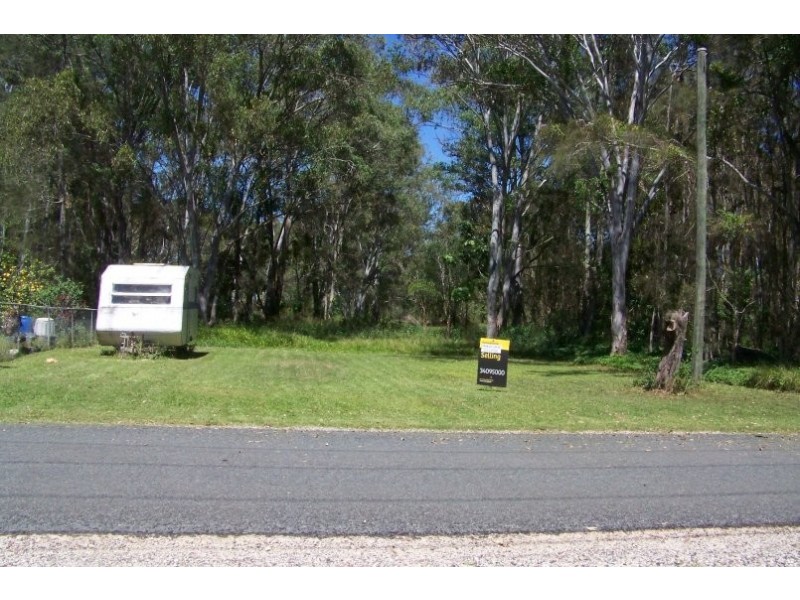 4 GOODSELL CRES, Lamb Island QLD 4184