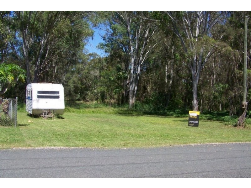 4 GOODSELL CRES, Lamb Island QLD 4184