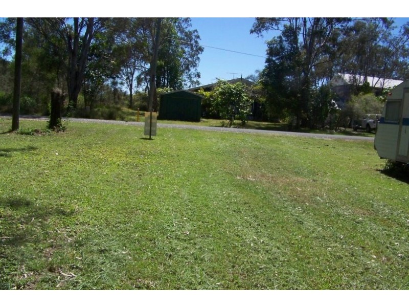 4 GOODSELL CRES, Lamb Island QLD 4184