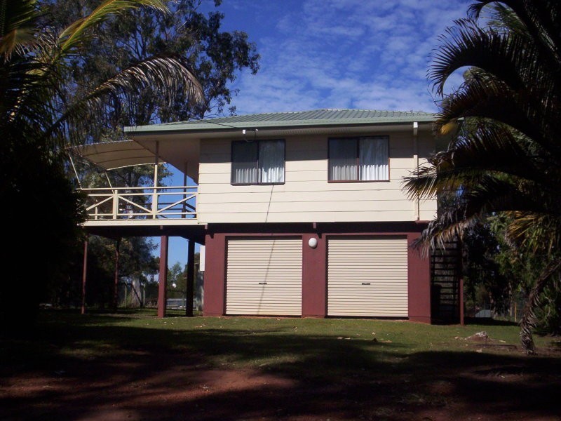 56 GORDON RD, Macleay Island QLD 4184
