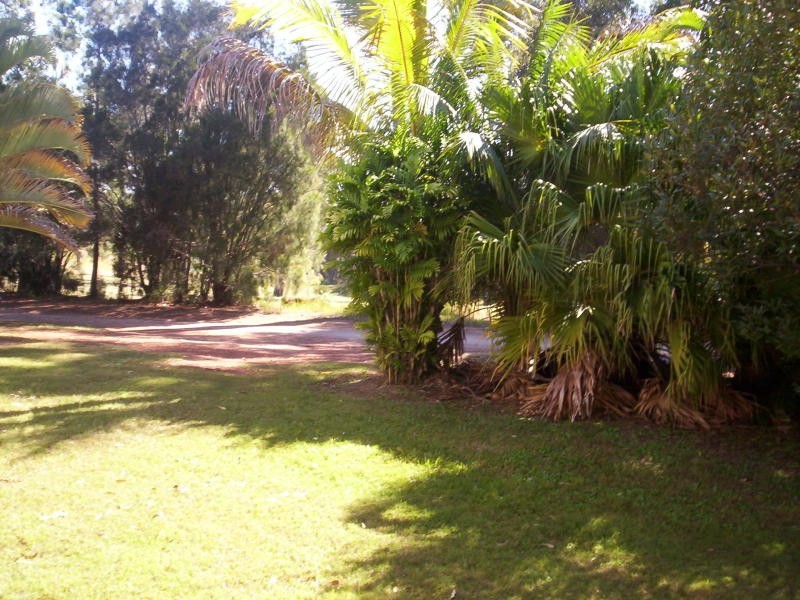 56 GORDON RD, Macleay Island QLD 4184