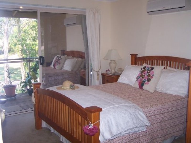 60 PERULPA DR, Lamb Island QLD 4184