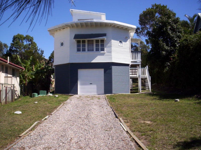 11 CAMENA, Macleay Island QLD 4184