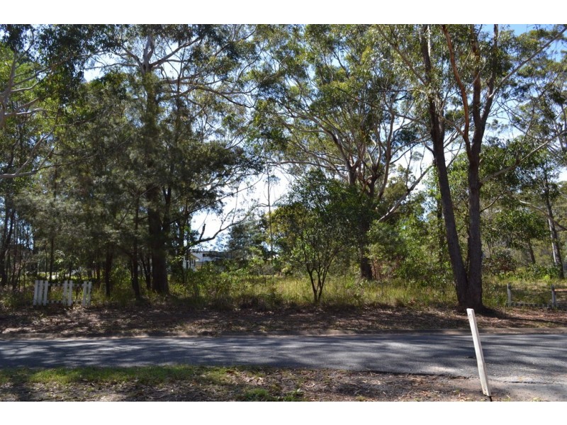 7 WARATAH STREET, Russell Island QLD 4184
