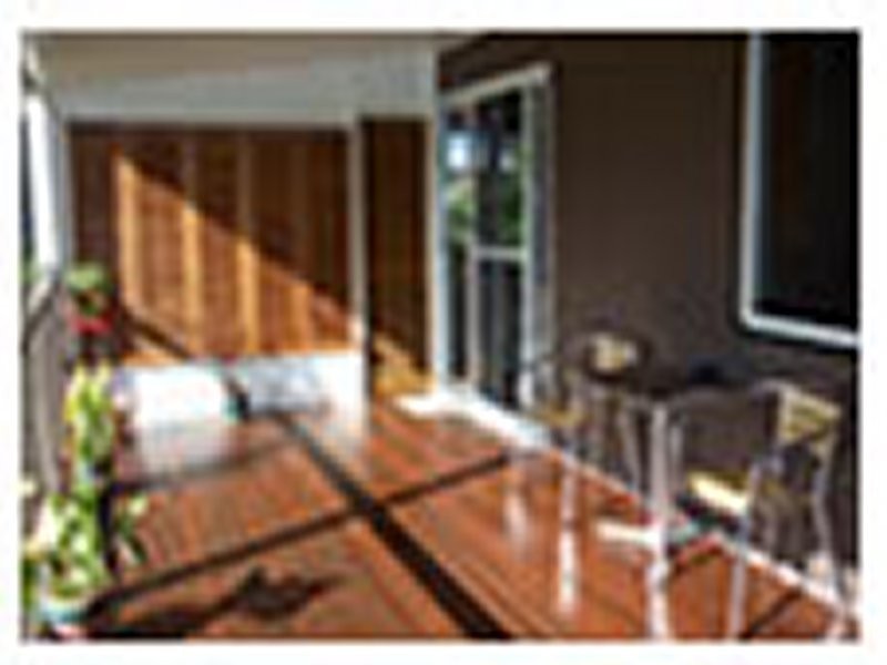 11 Resthaven Dr, Lamb Island QLD 4184