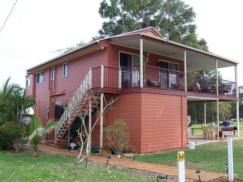 11 Resthaven Dr, Lamb Island QLD 4184