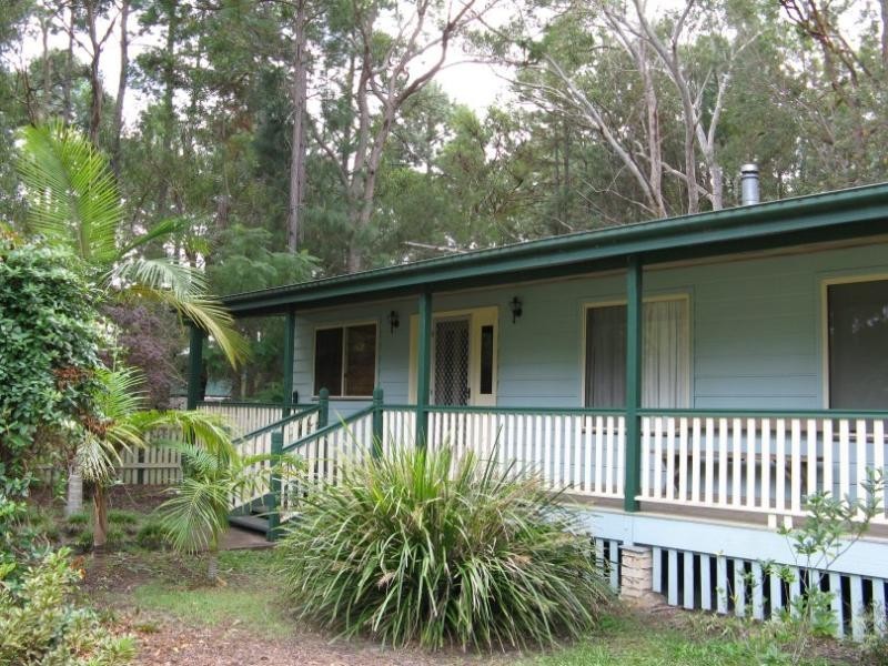 28 KEVIN STREET, Macleay Island QLD 4184