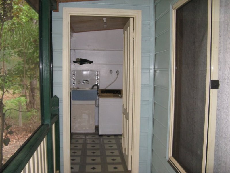 28 KEVIN STREET, Macleay Island QLD 4184