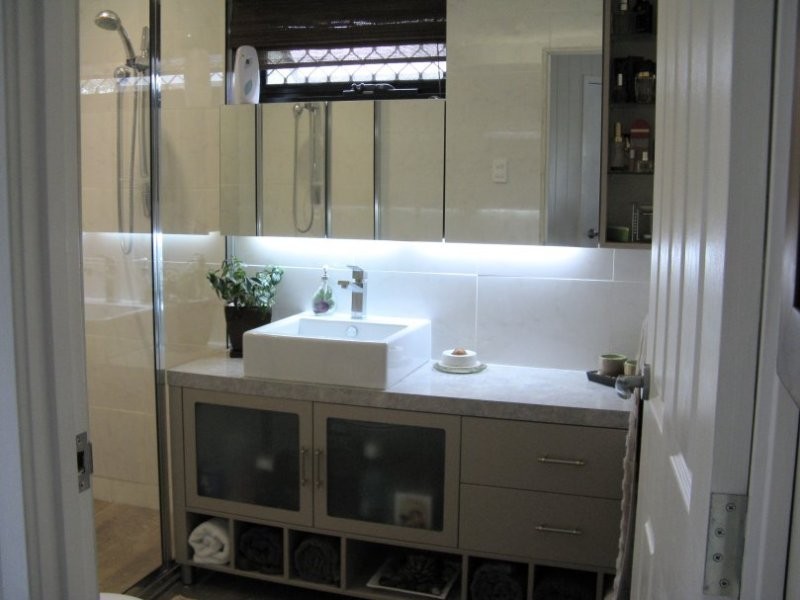 8 TIMOTHY STREET, Macleay Island QLD 4184