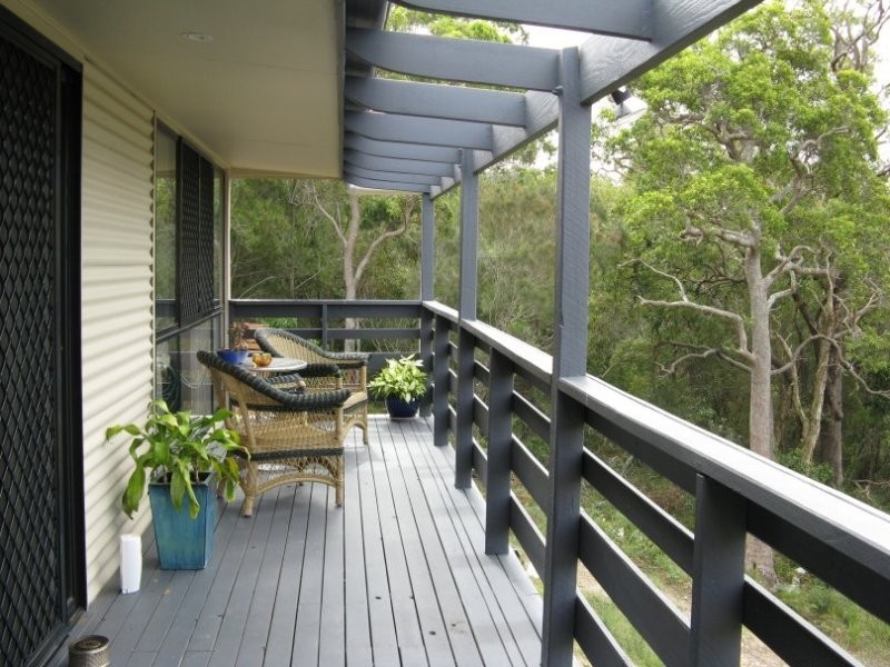 8 TIMOTHY STREET, Macleay Island QLD 4184