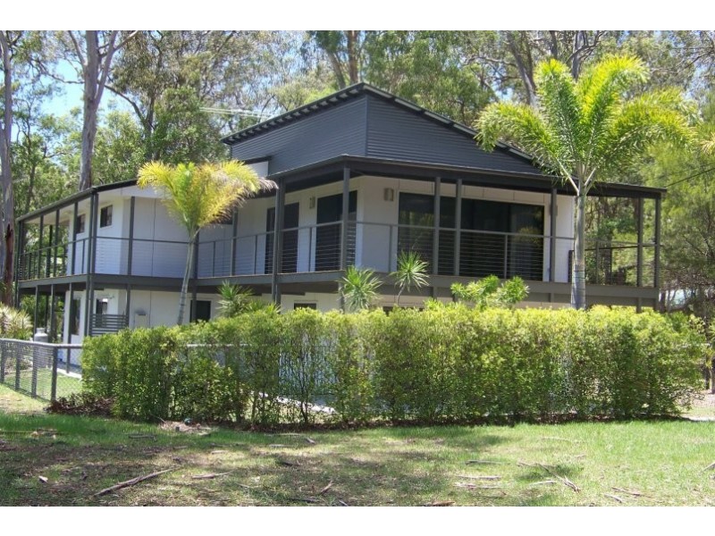 76 Coondooroopa, Macleay Island QLD 4184