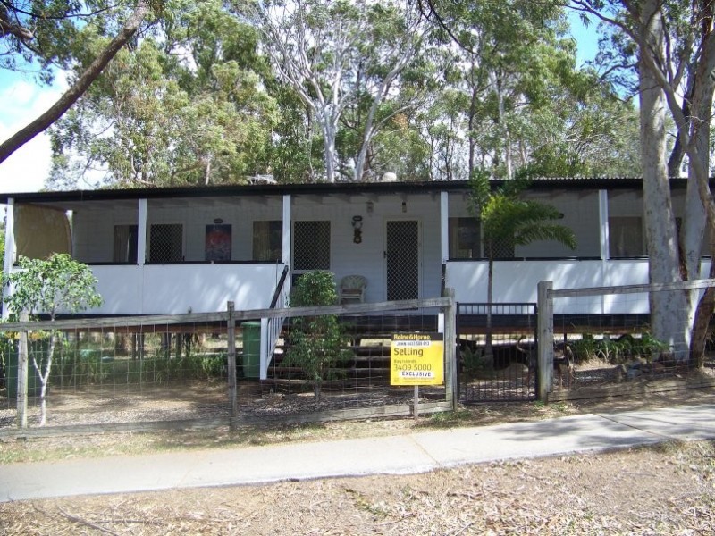 2 Parakeet St, Macleay Island QLD 4184