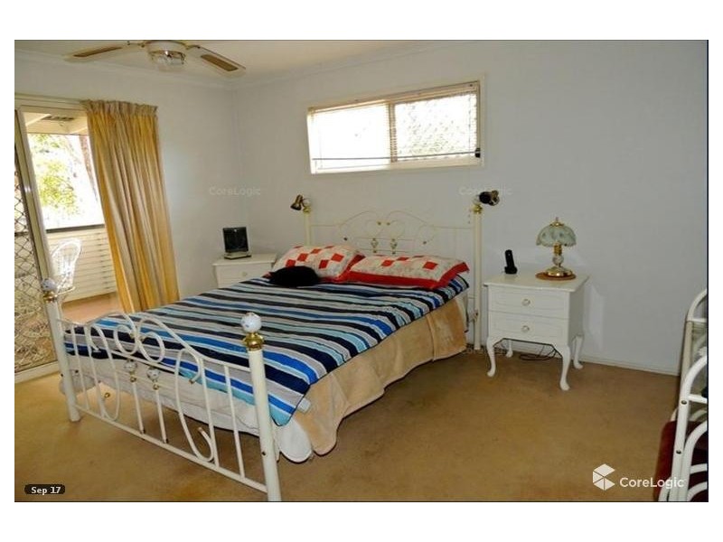 2 Parakeet St, Macleay Island QLD 4184