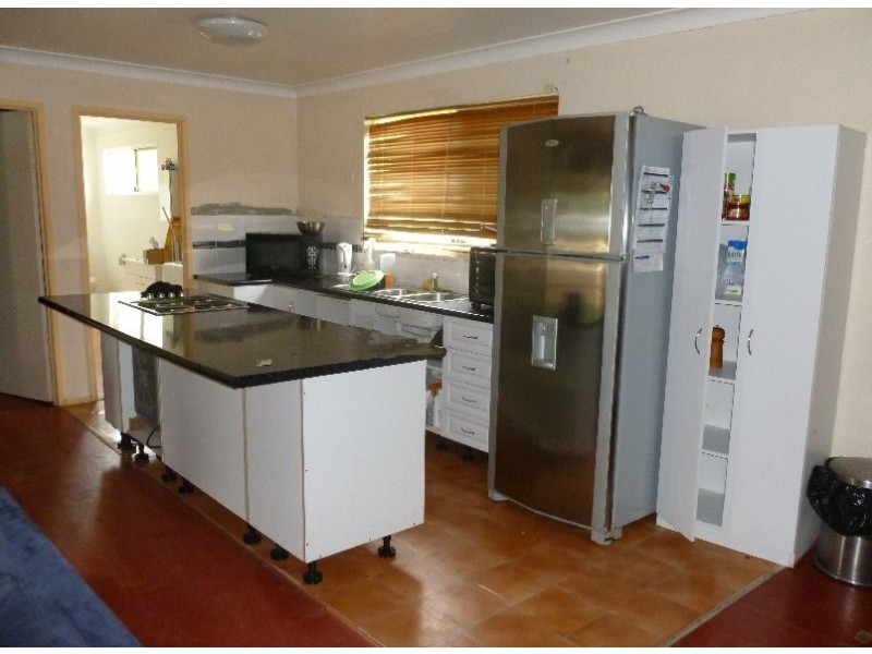 62 High Central Road, Macleay Island QLD 4184