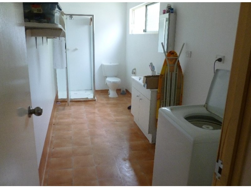 62 High Central Road, Macleay Island QLD 4184