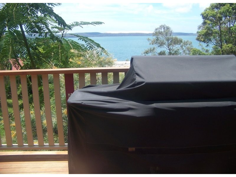 29 Leanne Street, Macleay Island QLD 4184